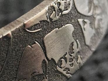 Preview: AB Skulls Serious